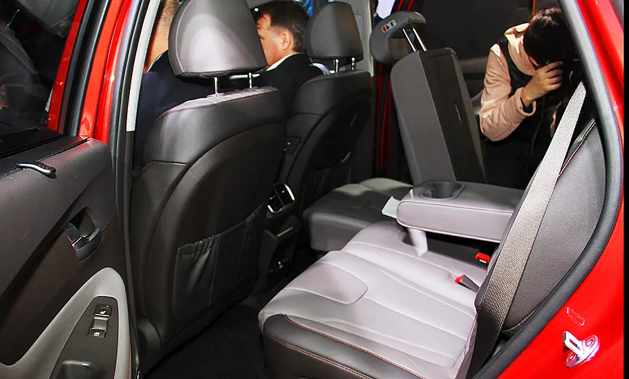 Hyundai Santa Fe (2018) Hyundai Santa Fe (2018)