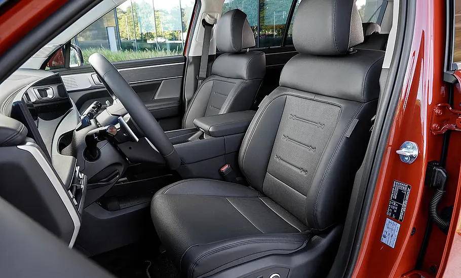 Hyundai Santa Fe (2024) Hyundai Santa Fe (2024); Vordersitze