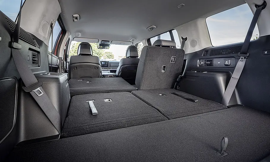 Hyundai Santa Fe (2024) Hyundai Santa Fe (2024); Kofferraum mit umgelegten Rücksitzen