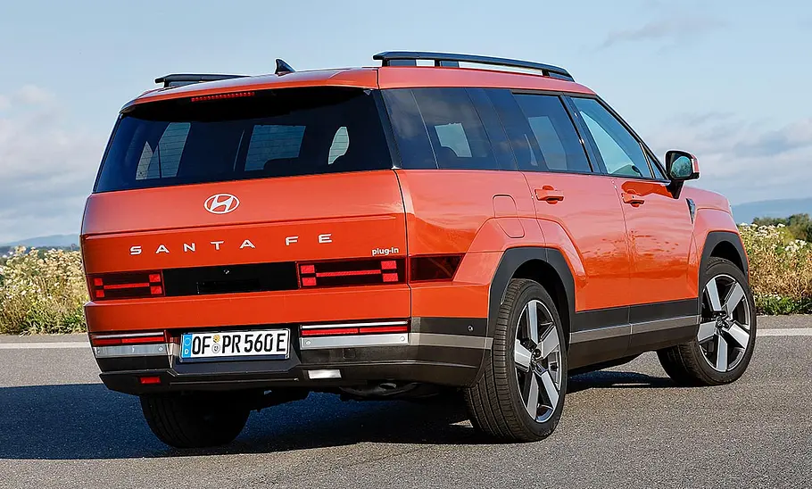 Hyundai Santa Fe (2024) Hyundai Santa Fe (2024); stehend, schräg hinten