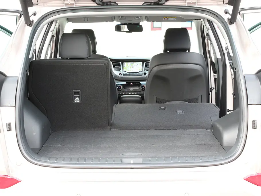 Vergleich: Hyundai Tucson Audi/BMW/Land Rover/Hyundai: Vergleich