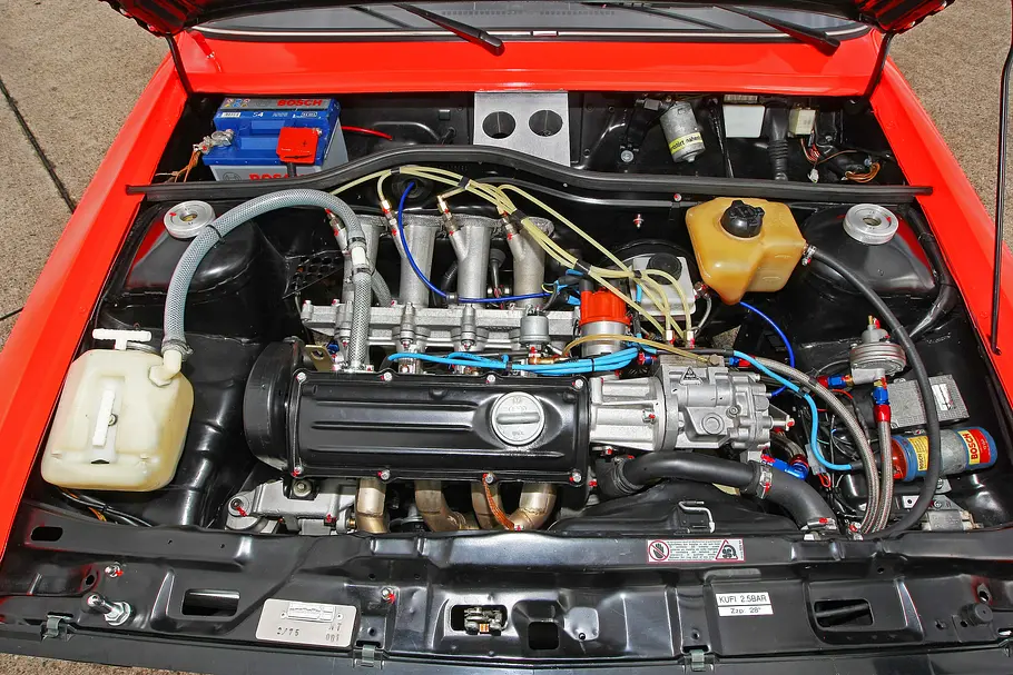 Audi 50 Nothelle Der Motor des Audi 50 Nothelle