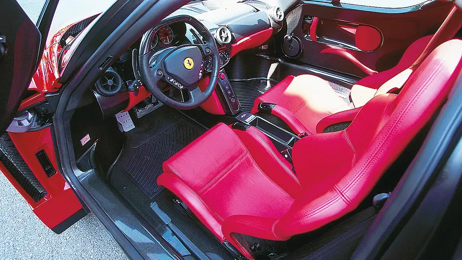 Ferrari Enzo Die Sitze des Ferrari Enzo