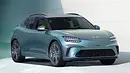 Der Genesis GV60 Facelift (2025), statisch von vorne rechts fotografiert. - Foto: Genesis Der Genesis GV60 Facelift (2025), statisch von vorne rechts fotografiert. - Foto: Genesis
