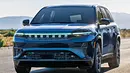 Jeep Wagoneer S (2025) fahrend von schräg vorne - Foto: Jeep