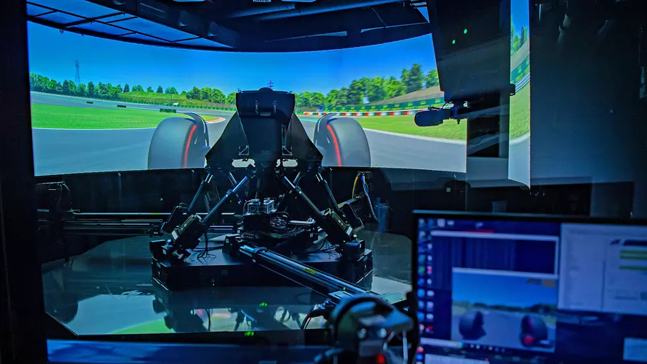 Der Simulator bei Audi Sport