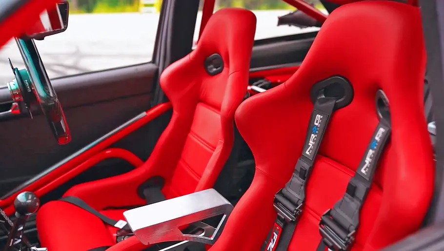 Die Sitze des Mercedes 190 „Evil Evo“