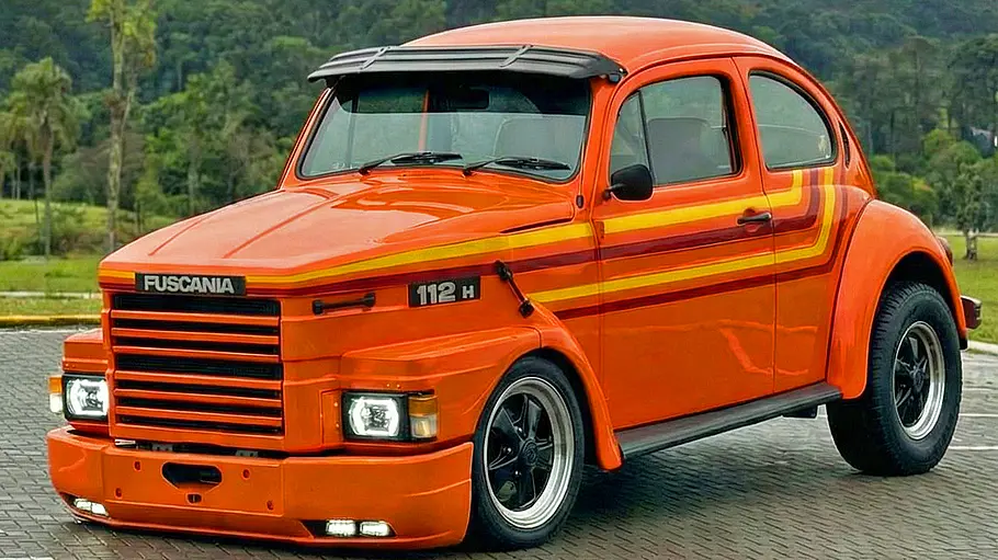 Der VW Käfer Fuscania stehend von vorne.