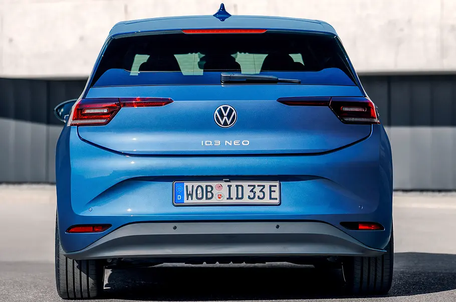 VW ID.3 Neo (2026) statisch von hinten.