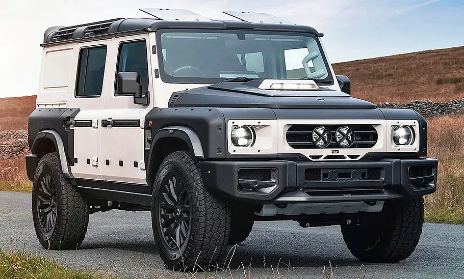 Ineos Grenadier von Project Kahn Der Ineos Grenadier von Project Kahn stehend von schräg vorne.