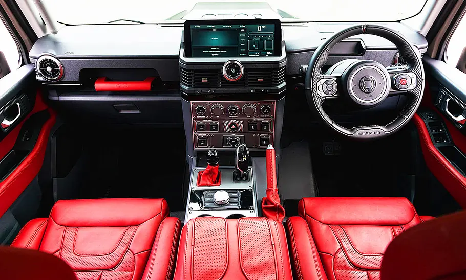 Ineos Grenadier von Project Kahn Das Cockpit des Ineos Grenadier von Project Kahn.