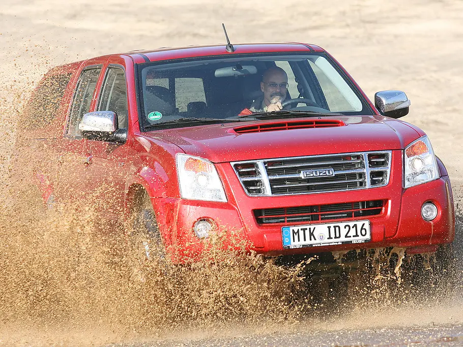 Isuzu D-Max 3.0 Diesel Isuzu D-Max 3.0 Diesel bietet sehr gutes Handling