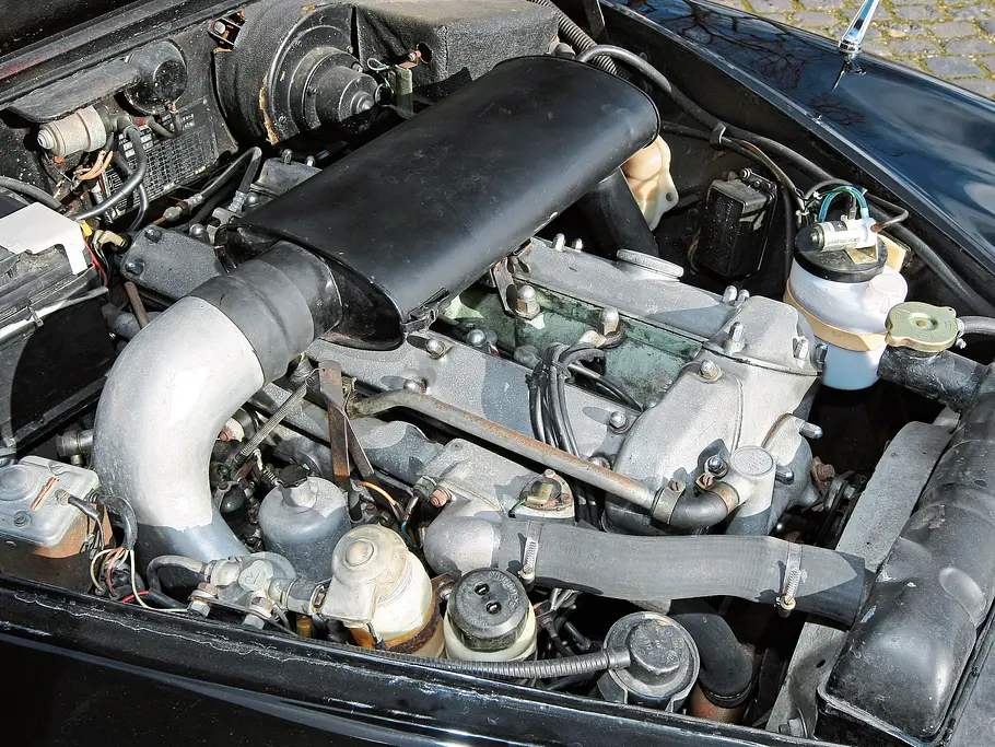 Jaguar S-Type 3.4 Fahrbericht Bilder Luxus-Limousine