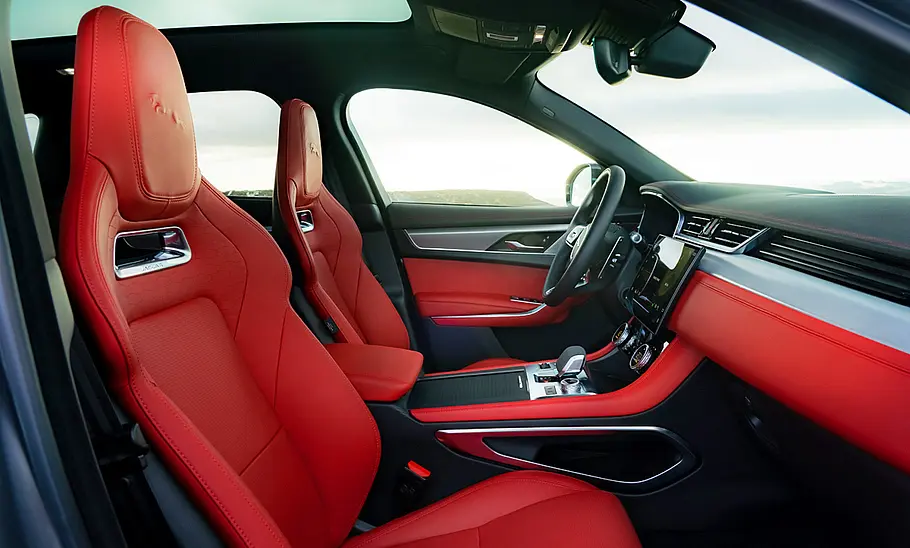 Jaguar F-Pace Facelift (2020) Jaguar F-Pace Facelift (2020)