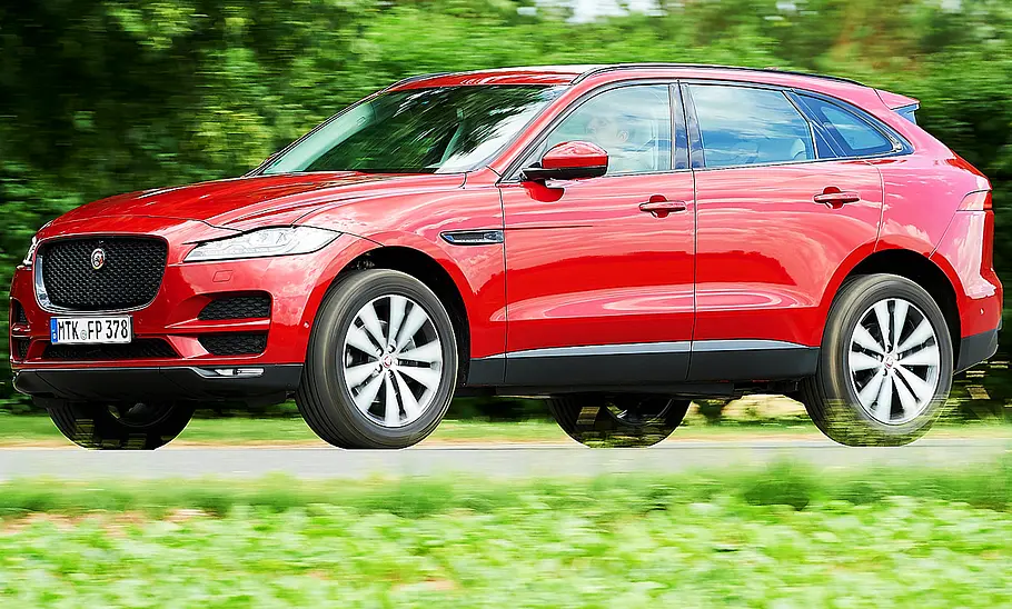 Jaguar F-Pace 25t AWD Jaguar F-Pace 25t AWD