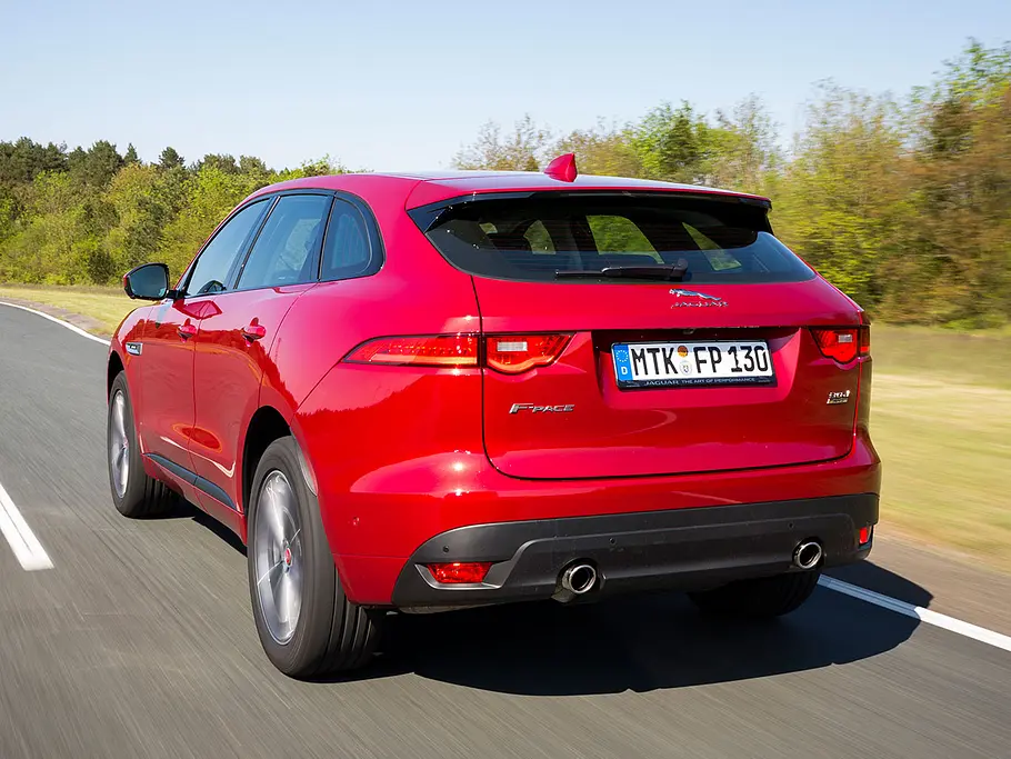Jaguar F-Pace 30d (2016)