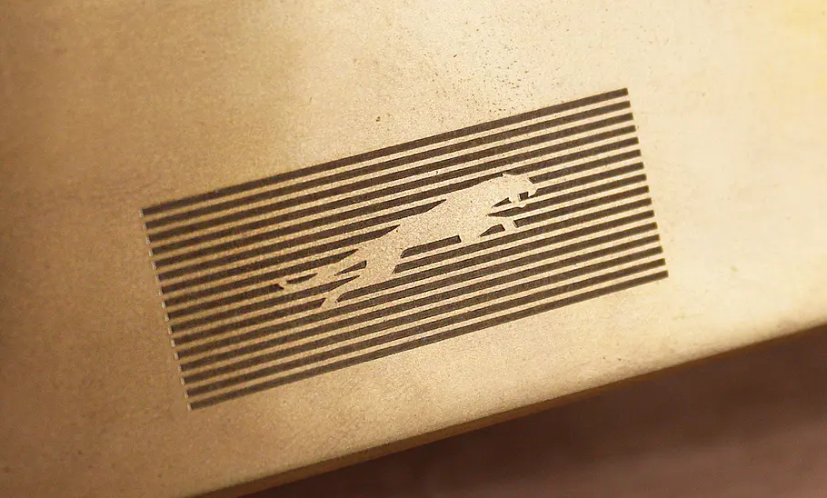 Neue Markenidentität für Jaguar Der Jaguar bleibt der Marke erhalten, allerdings nur als Silhouette.