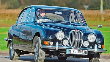 Jaguar S-Type 3.4: Classic Cars - Foto: Jürgen Zerha