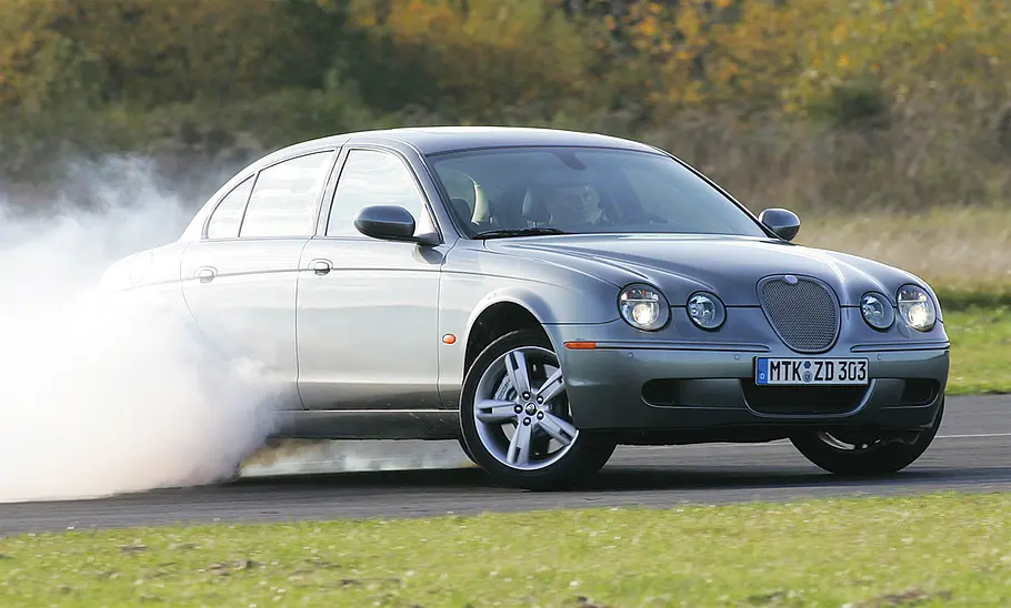 Jaguar S-Type R