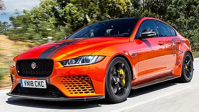 Jaguar XE SV Project 8 (2018) - Foto: Jaguar
