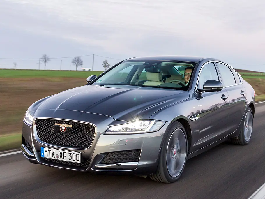 Jaguar XF