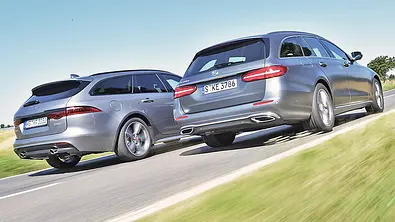 Jaguar XF Sportbrake/Mercedes E-Klasse T-Modell - Foto: Zbigniew Mazar