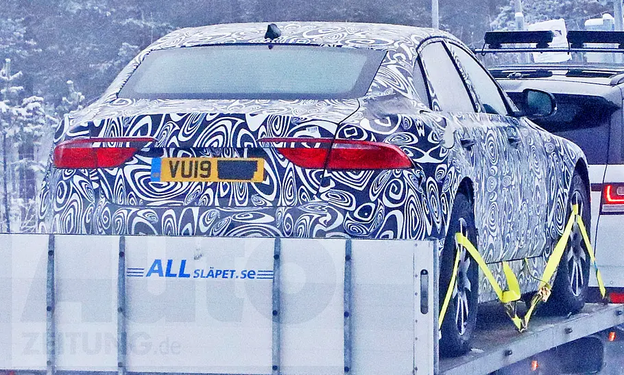 Jaguar XJ (2021)
