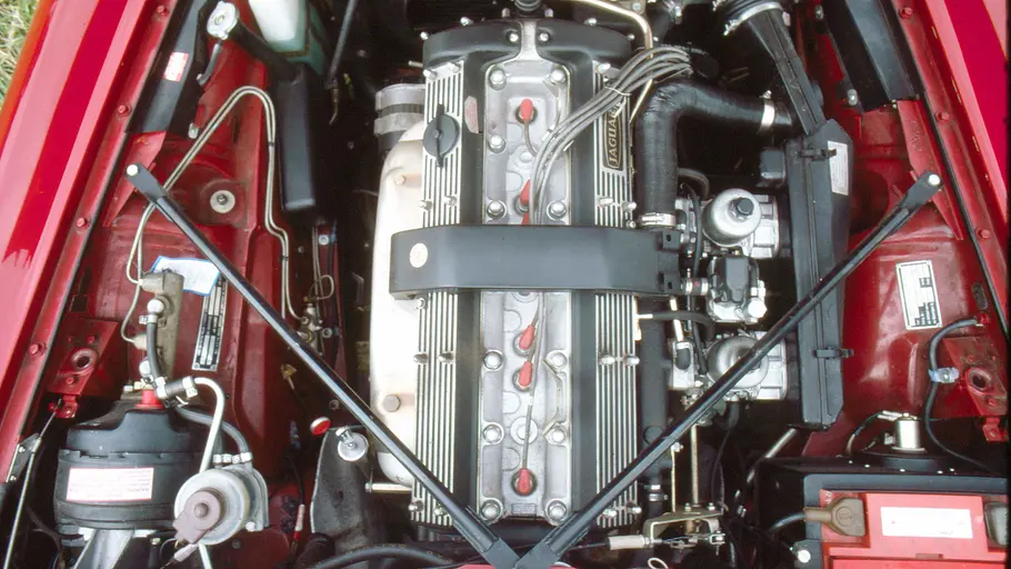 Der Motor des Jaguar XJ 4.2. 