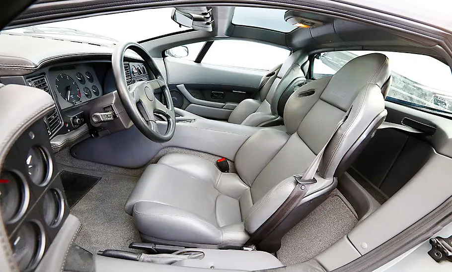 Der Innenraum des Jaguar XJ220.