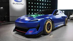 Blaues Subaru Elektro-Konzept auf der Japan Mobility Show 2025