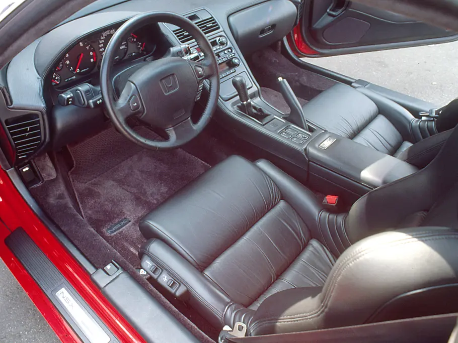 5 Japanische Kämpfer: Honda NSX Japanische Sportwagen Honda NSX Cockpit