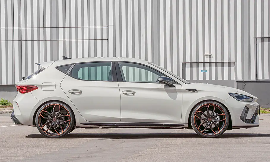 Cupra Leon Facelift von JE Design Cupra Leon Facelift von JE Design Profil