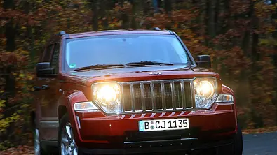 Jeep Cherokee 2.8 CRD Automatik
