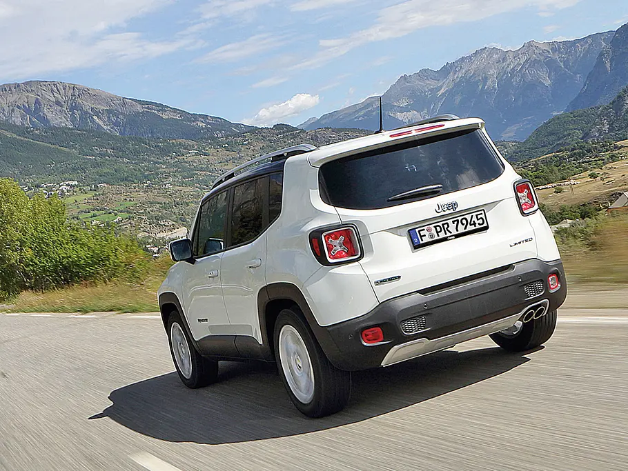 Jeep Renegade 1.6 Multijet 2015 SUV Diesel Vierzylinder Test Bilder