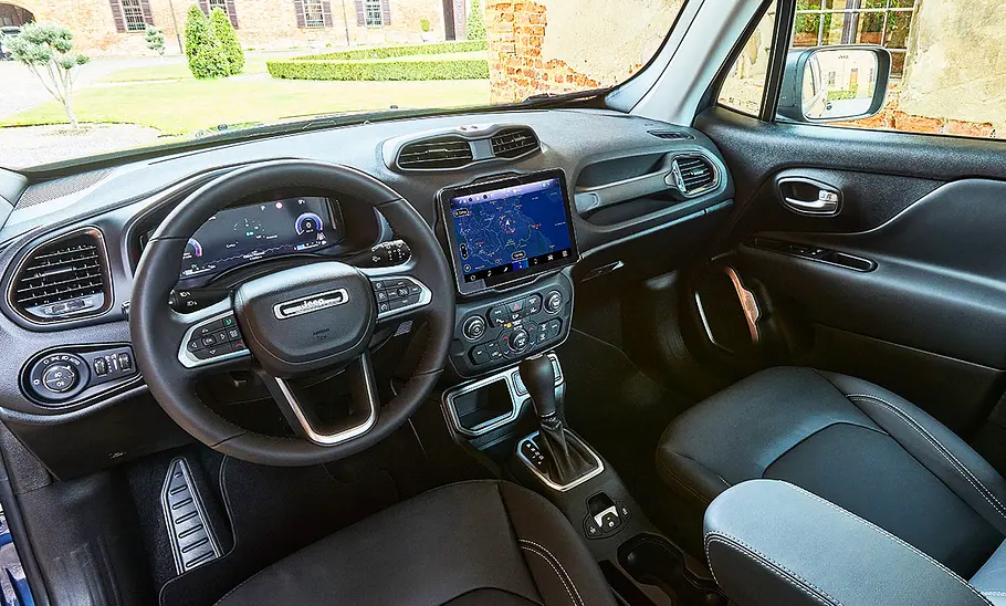 Jeep Renegade e-Hybrid (2024) Jeep Renegade e-Hybrid (2024) Cockpit