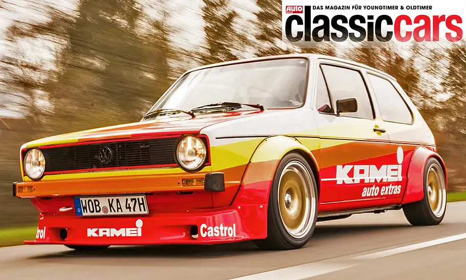 Der Kamei-Golf fahrend von schräg vorne.