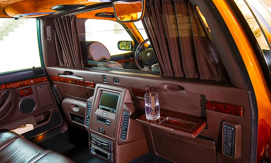 BMW L7 (E38) Der Innenraum des BMW L7 (E38).