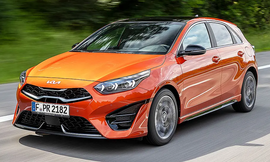 Kia Ceed Facelift (2021) Kia Ceed Facelift (2021)