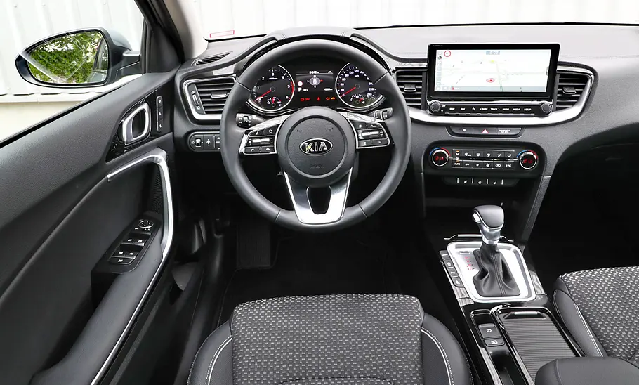 Kia Ceed Sportswagon 1.6 CRDi 48V Kia Ceed Sportswagon 1.6 CRDi 48V