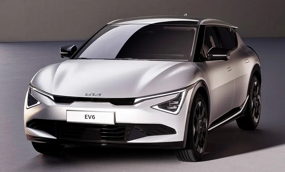 Kia EV6 Facelift (2024) Das Kia EV6 Facelift (2024) von schräg vorne fotografiert.
