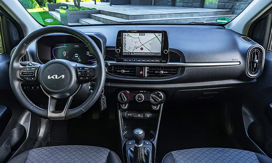 Kia Picanto Facelift (2024); Innenraum; Interieur; Innenansicht; Cockpit; Lenkrad; Armaturen