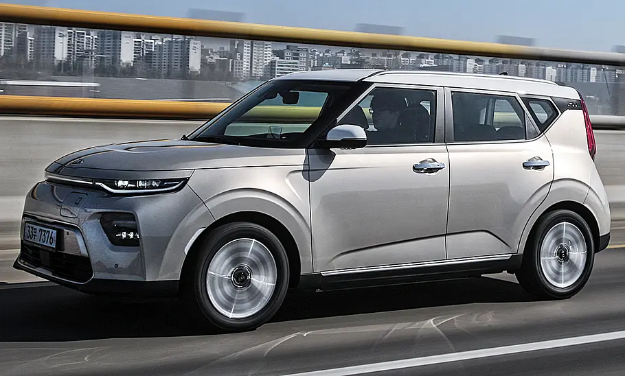 Kia Soul EV (2019) Kia Soul EV (2019)