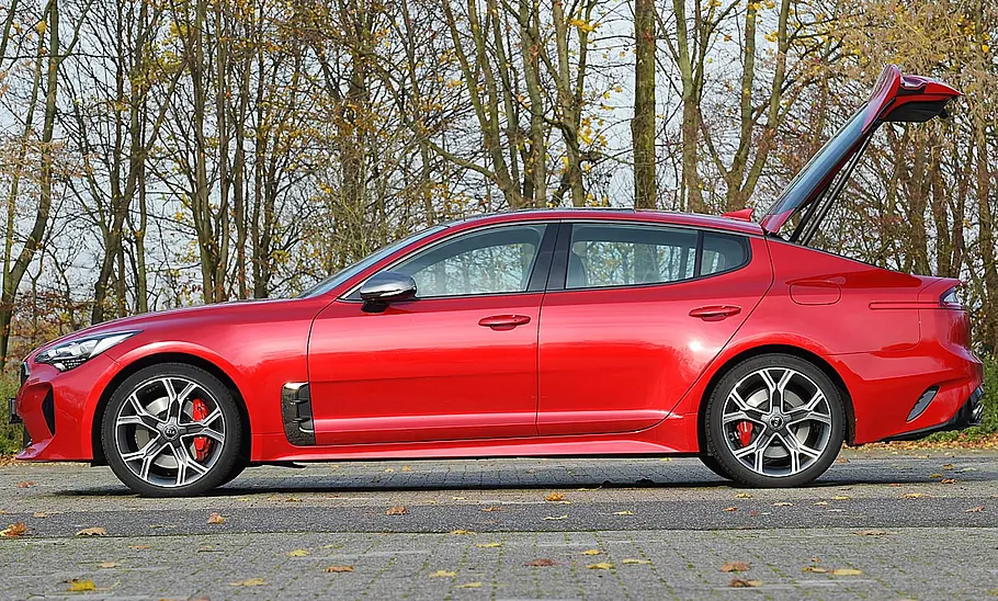 Kia Stinger 3.3 T-GDI AWD