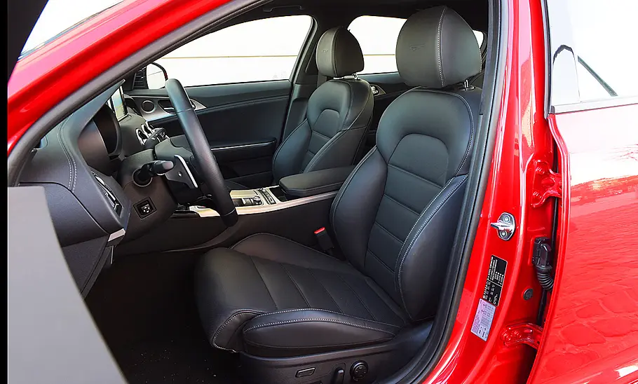 Kia Stinger 3.3 T-GDI AWD