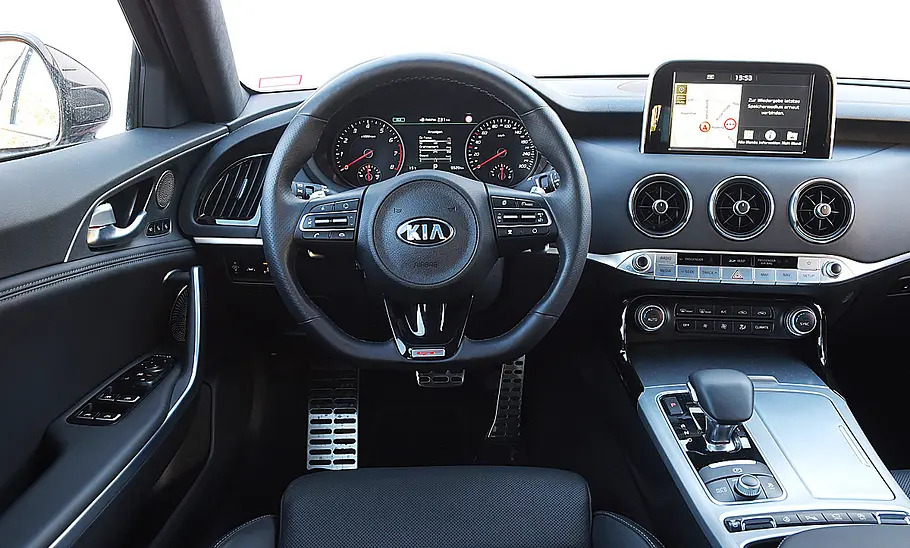Kia Stinger 3.3 T-GDI AWD