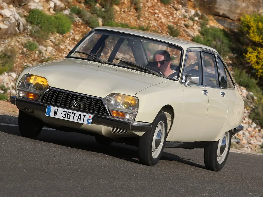 Klassiker Youngtimer Citroën GS Straßenlage
