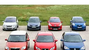 Sieben aktuelle Kleinwagen im Test der AUTO ZEITUNG 2008