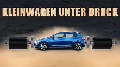 Kleinwagen unter Druck: Symbolbild zeigt VW Polo in einer Armpresse. - Foto: Imago/VW/Collage: AUTO ZEITUNG