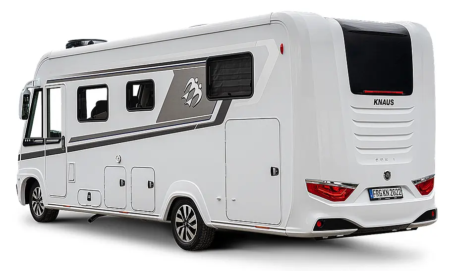 Knaus Sun I 700 LEG (2024) Das Bild zeigt den Knaus Sun I 700 LEG stehend von schräg hinten.