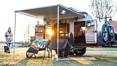 Der Kuckoo Camper Bruno (2026) stehend von der Seite. - Foto: Kuckoo Camper 